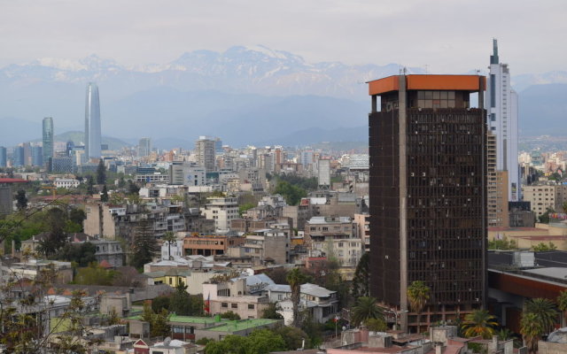Welèn Hill Downtown Santiago