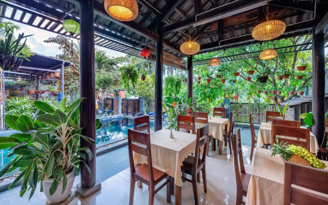 Sands River Hoi An Villa