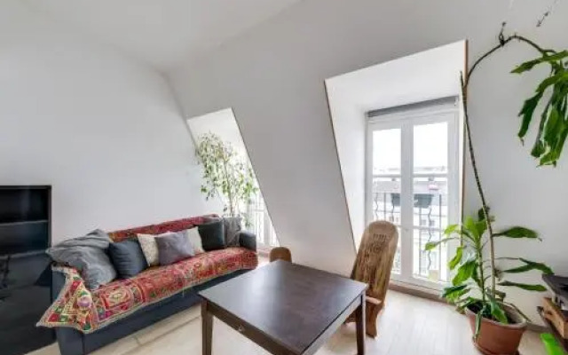 Paris 1st - Chatelet Les Halles - Rue Ferronnerie - Id 161