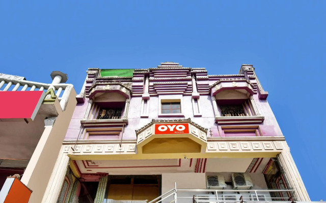 OYO 93214 Lewis Paradise