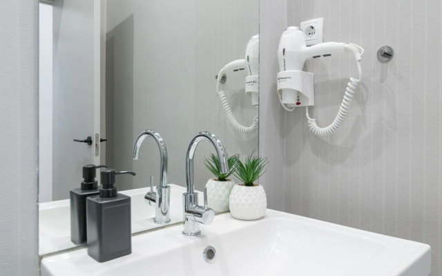 Exclusive BANKSY DOWNTOWN, by MONARO*****