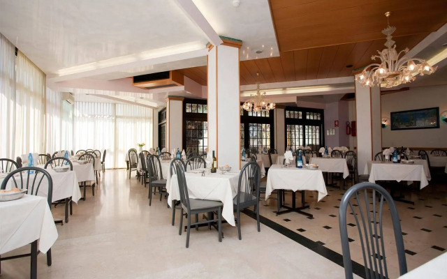 Hotel Ideal