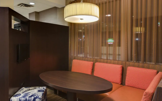 Courtyard Houston Brookhollow