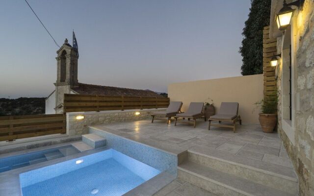 Traditional Apartments Kaladare