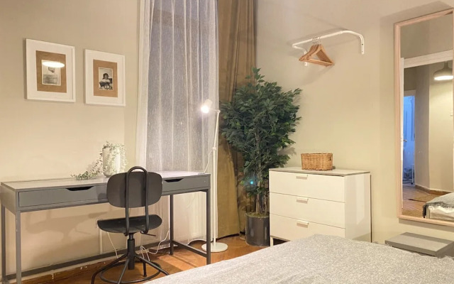 Sleek Flat With Central Location in Beyoglu