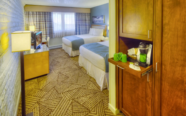 Kachina Lodge - Inside the Park