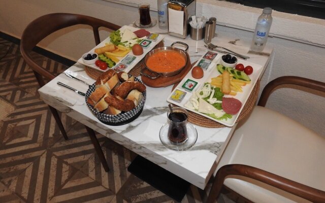 the rooms boutique hotel