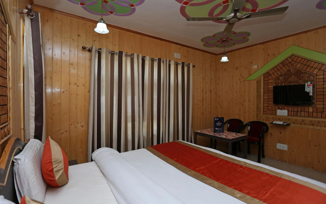 OYO 4484 Hotel EL Classics