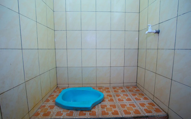 SPOT ON 2719 Homestay Rizqi Syariah - Hostel