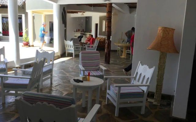 Malaika Beach Villas