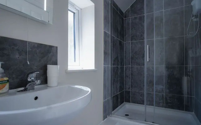 Caldey - 2 Bedroom Apartment - Pendine