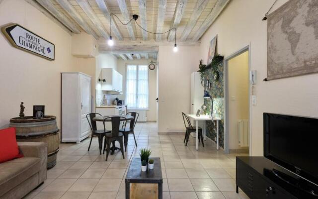 Appartement Troyes, 2 pièces, 2 personnes - FR-1-543-232