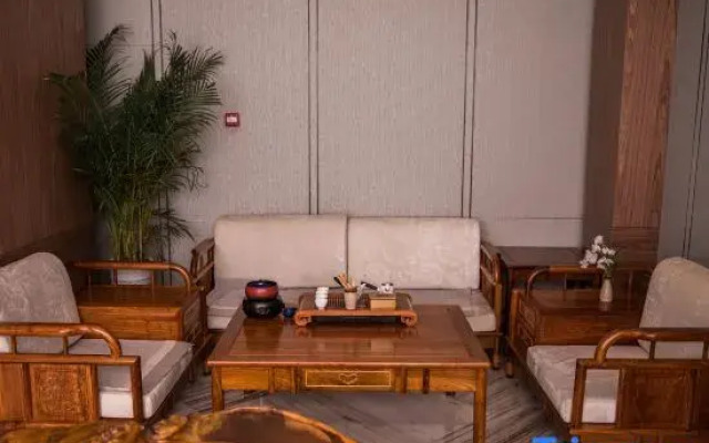 Xiangyang Ramada Fancheng