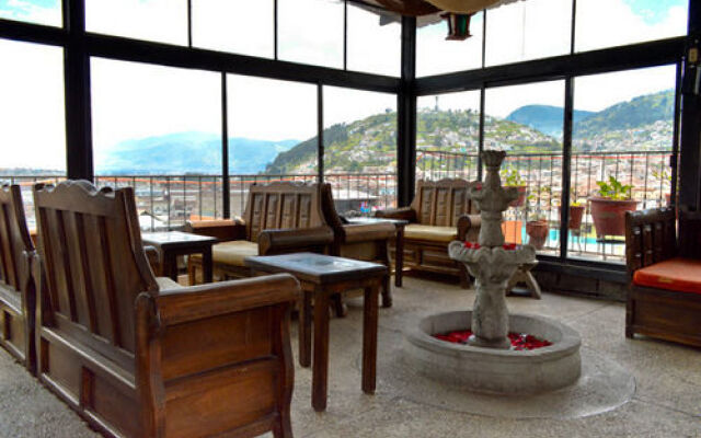 Hostal La Casa Toleña