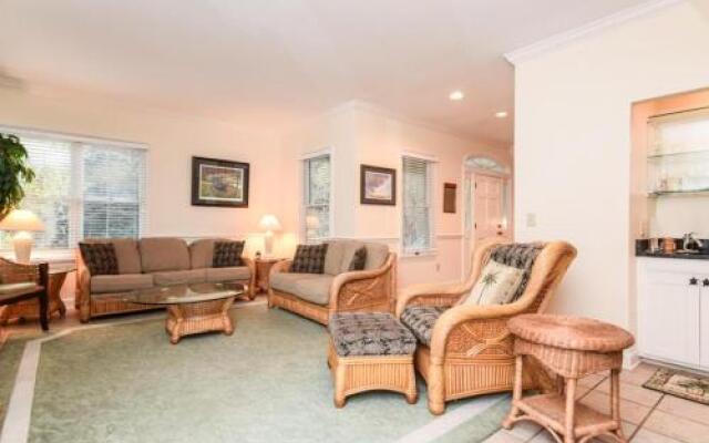 20 Ocean Green Drive by RedAwning