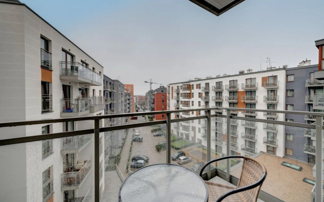 Live & Travel Apartments