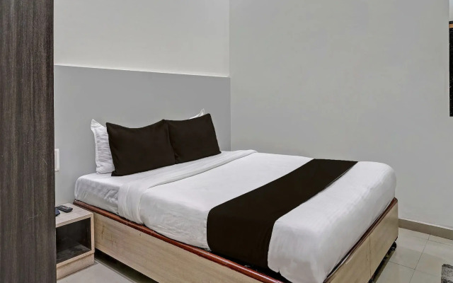 OYO 845 Hotel Kailash Park