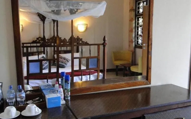 Pwani Silver Sand Beach Hotel