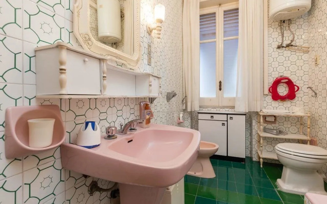 Flat 3 Bedrooms 2 Bathrooms - Naples