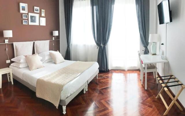 Laurus Sicilian Holiday