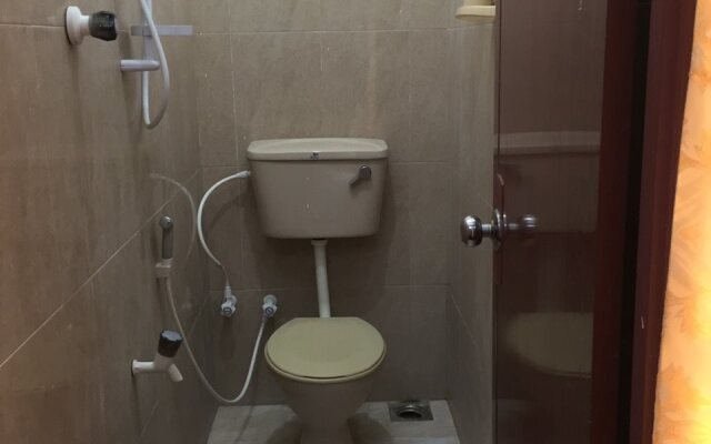 Yaarl Holiday Inn