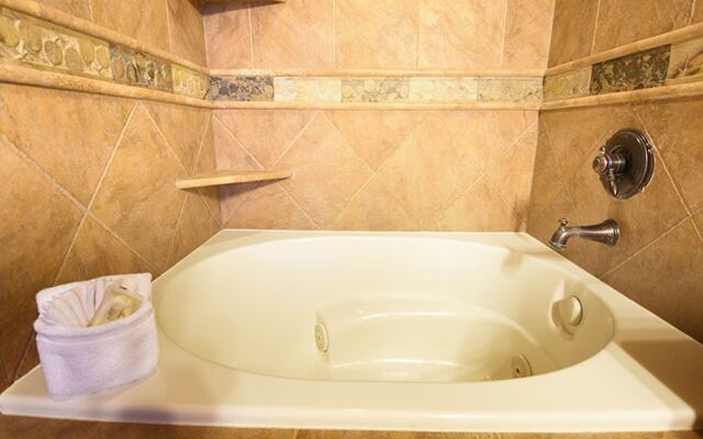 Jabberwocky Home by Stay Winter Park