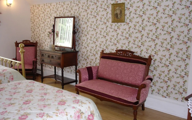Park Street Inn Bed and Breakfast