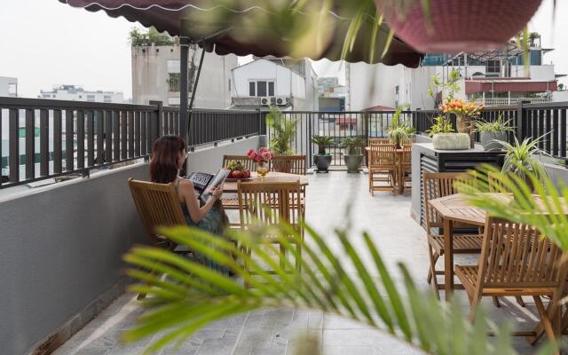 Narcissus 2 Hotel & Apartment