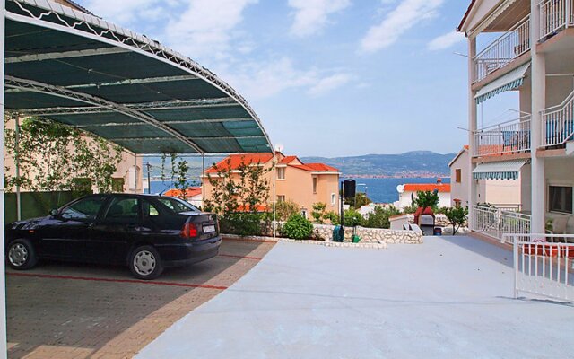 Apartment Sofija Trogir/Slatine 24562