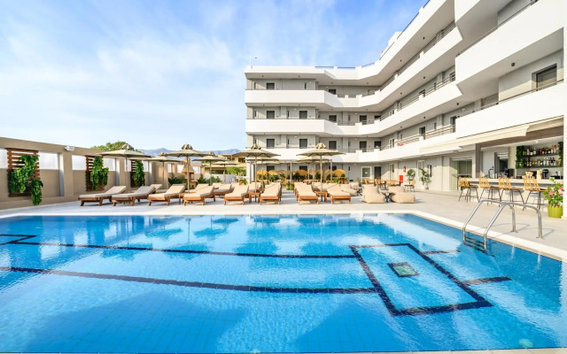Nicolas Grand Suites - Adults Only
