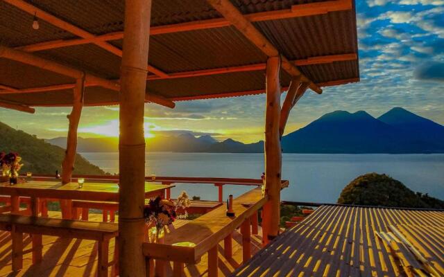 Eagle's Nest Atitlán Resort