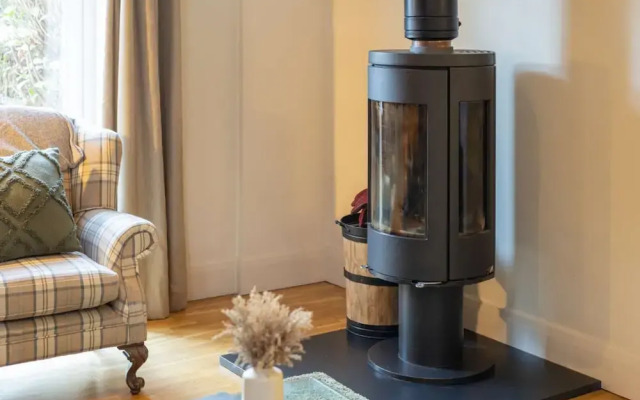 Host Stay The Coach House