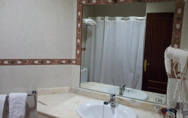 Hotel San Millan
