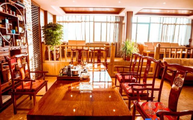 Eryuan Hotel