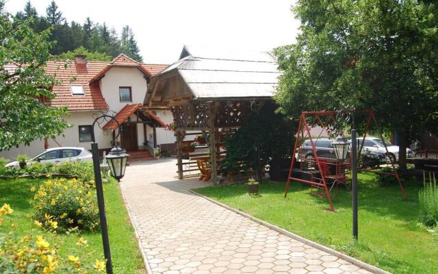 Tourist Farm Klevž