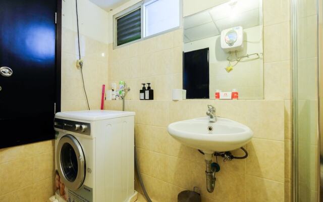 Pool View @ The Wave Apartment near Epicentrum Kuningan