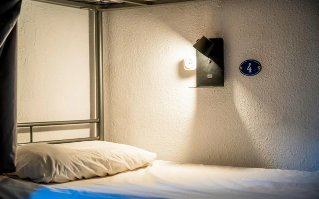 Casa Barcelo Hostel