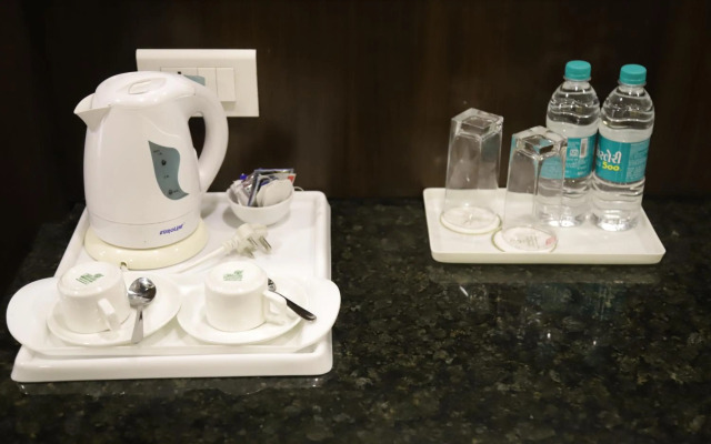 Oyo Premium Children Park Sardarpura