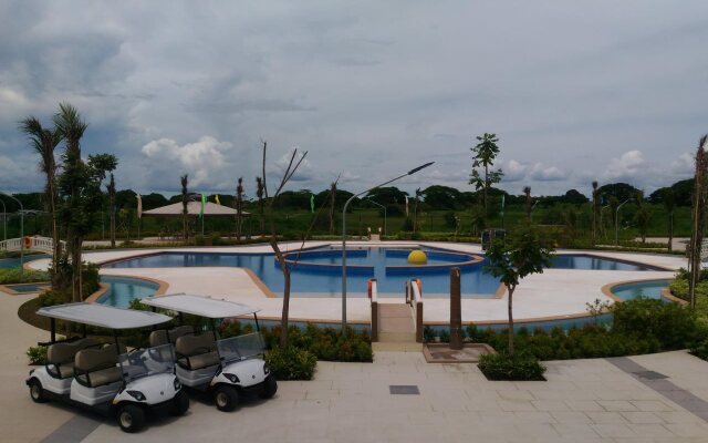 Aquamira Resort & Residence