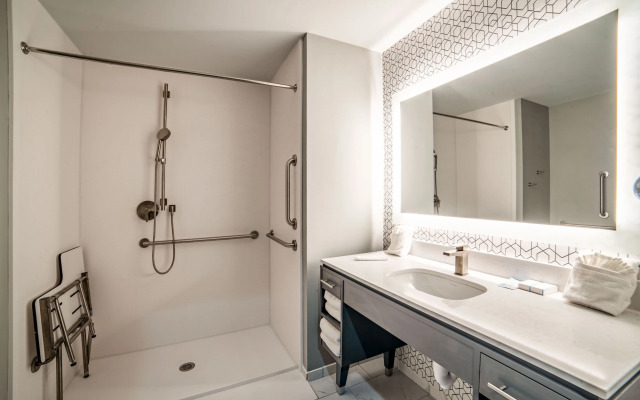 Everglades Adventures Hotel Suites by Ivey House