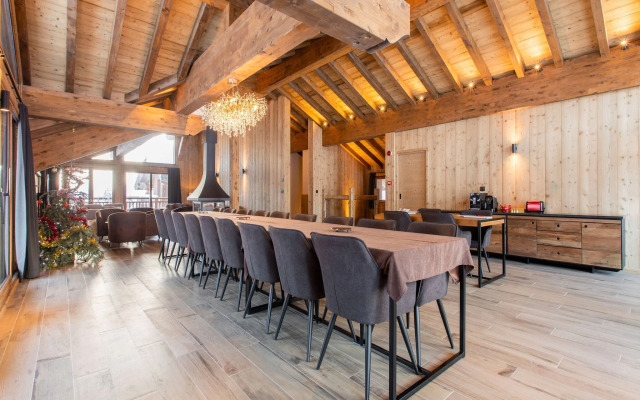 Lush Chalet in Champagny en Vanoise with Sauna