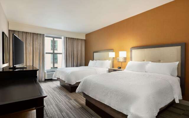 Hampton Inn & Suites Roanoke-Downtown