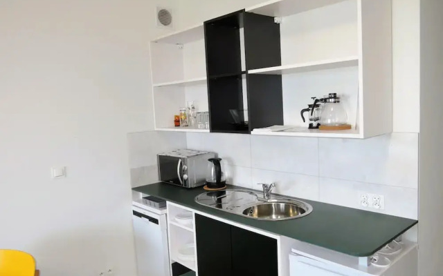 A Modern Apartment in Rewal