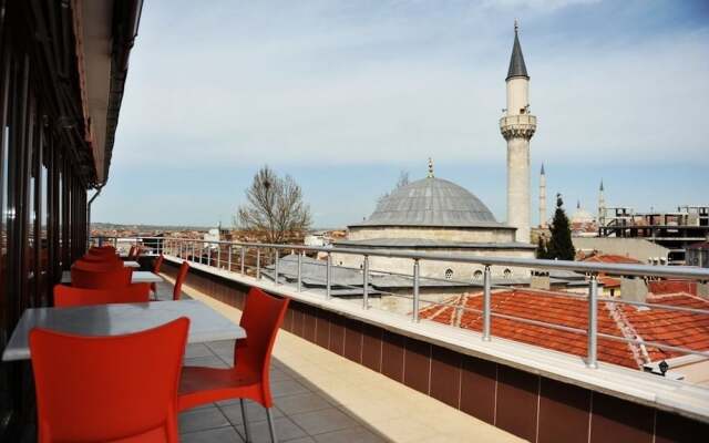 Saray Hotel