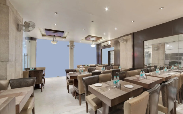 OYO 29752 Hotel Copper