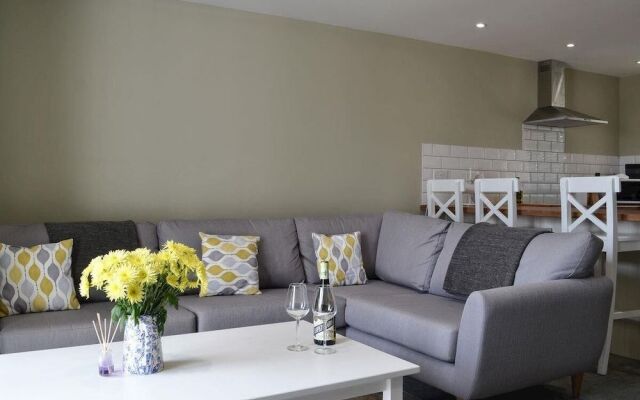 White House Cottages