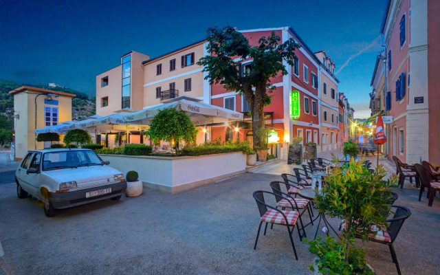 Hotel Skradinski Buk