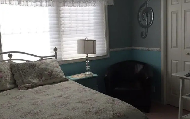 Elevate Rooms Harmony House B&B