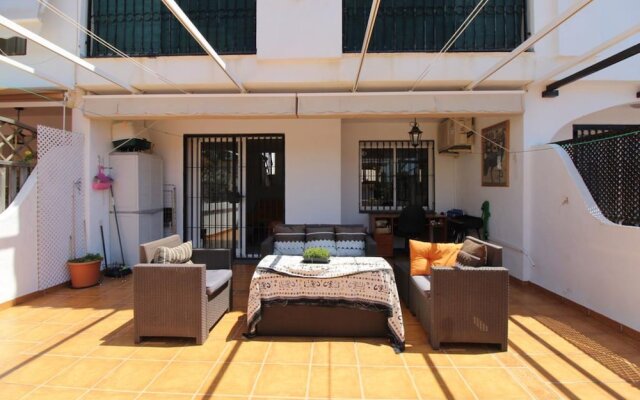 House 2 Bedrooms With Pool And Wifi 107850