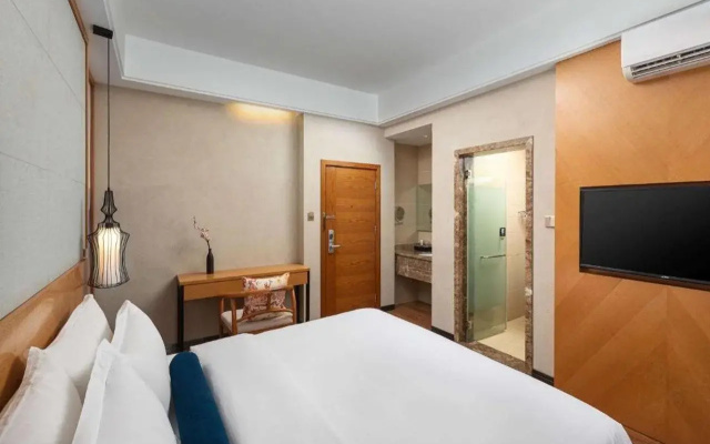 Days Inn By Wyndham Dali Erhai Park